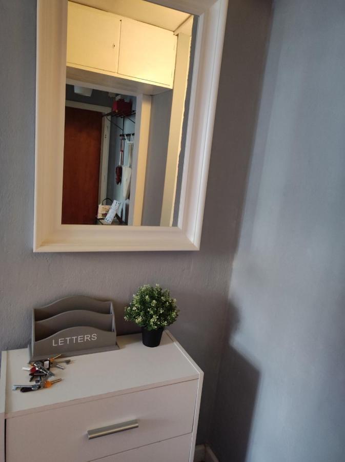 Single Room No.4 In The Very Center Of Warszawa Exteriör bild